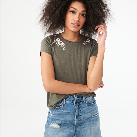 4/$25♦️ AEROPOSTALE soft perfect embroidered crew - Picture 8 of 8